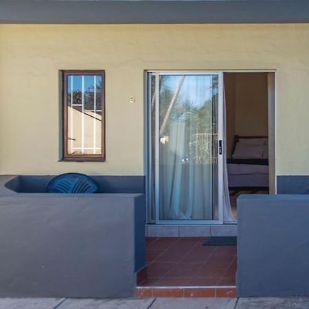 15 @ Porter Guesthouse Port Shepstone Extérieur photo