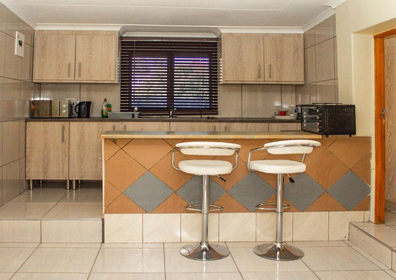 15 @ Porter Guesthouse Port Shepstone Extérieur photo