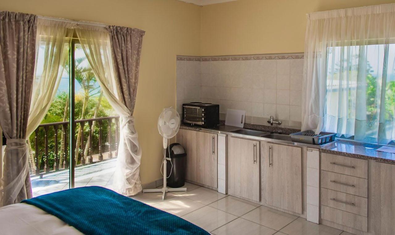15 @ Porter Guesthouse Port Shepstone Extérieur photo