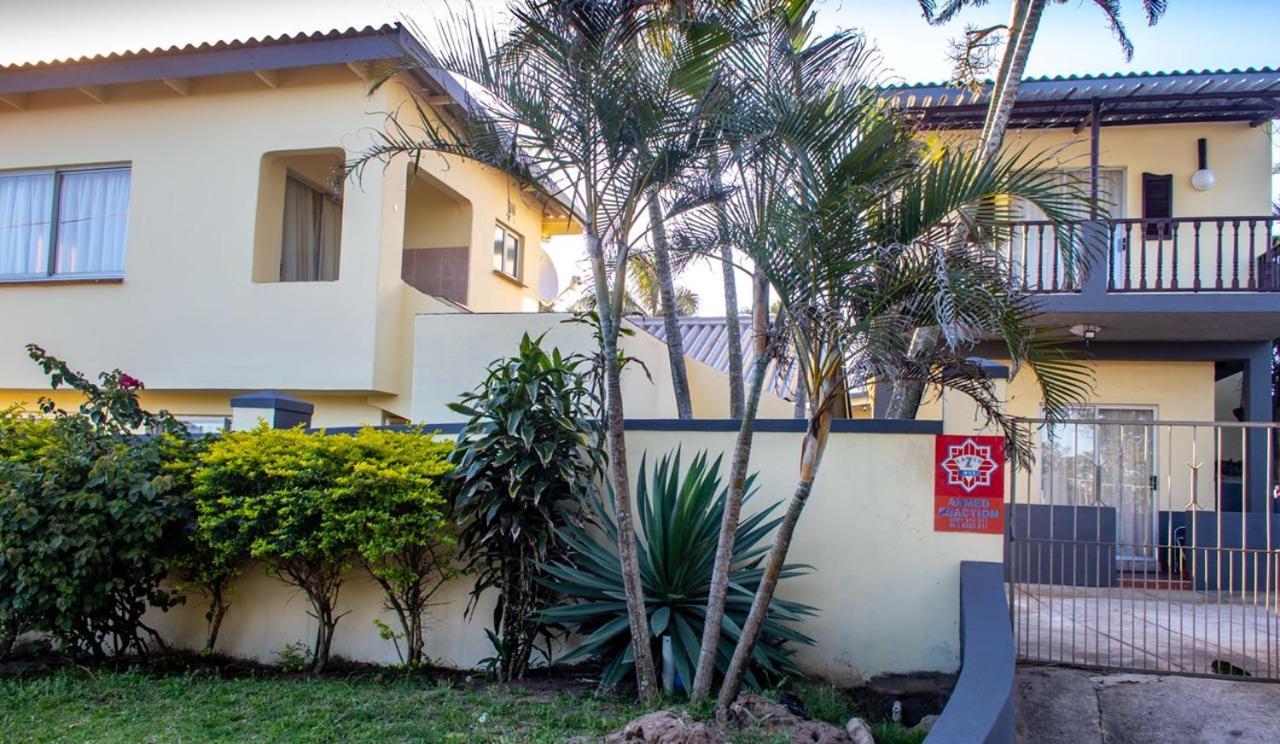 15 @ Porter Guesthouse Port Shepstone Extérieur photo