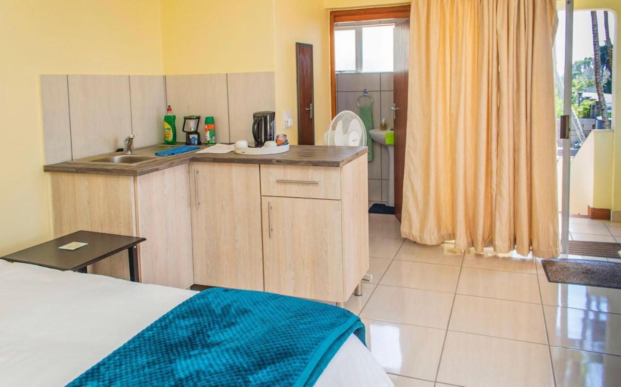 15 @ Porter Guesthouse Port Shepstone Extérieur photo